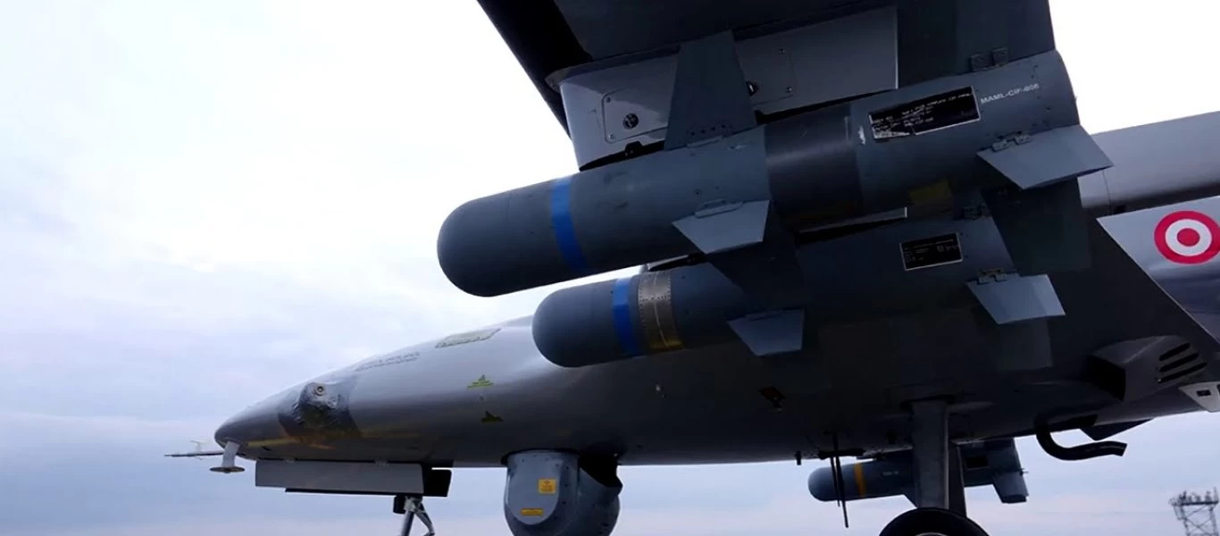 Ουκρανία: Έτοιμη να απαντήσει στα ρωσικά τεθωρακισμένα με Bayraktar! - Ο Ζελένσκι διστάζει να διατάξει γενική επίθεση